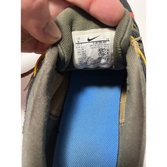 Nike Quest Mens Walking Running Shoes Sz 8 CJ6186-003 Olive Green Black Red - Picture 5 of 11